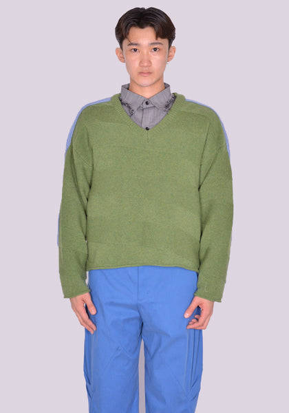 KIKO KOSTADINOV MEN KKSS24KN05-83 DELIAN V-NECK JUMPER MELANGE GREEN/MELANGE BLUE SS24 | DOSHABURI Online Shop