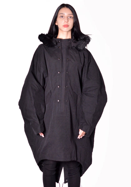 KIKO KOSTADINOV WOMEN KKWAW26C05-40 BITTERN HOODED PONCHO ONYX BLACK 2026FW | DOSHABURI Shop 