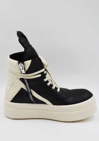 RICK OWENS MEGA BUMPER GEOBASKET SNEAKERS BLACK/MILK FW26 | DOSHABURI