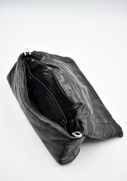 RICK OWENS MEN CLUTCH BAG BLACK FW26 | DOSHABURI Shop