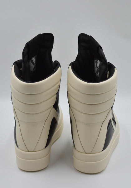 RICK OWENS MEN MEGA GEOBASKET BLACK/MILK SS25 | DOSHABURI Shop