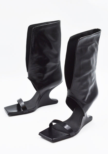 RICK OWENS WINGED CANTILEVER 8 SANDALS BLACK SS25 | DOSHABURi Shop