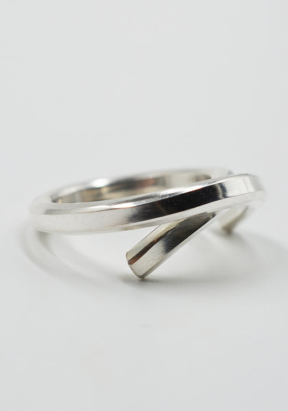 WERKSTATT MÜNCHEN M1245 RING EMBRACE FINE SILVE | DOSHABURI Shop