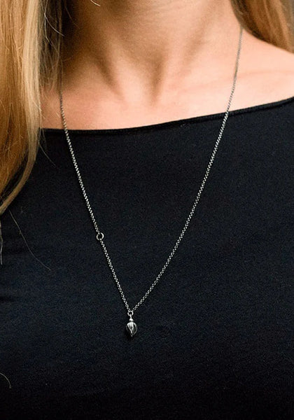 WERKSTATT MÜNCHEN M7520 CHAIN MINI NECKLACE ROSEBUD | DOSHABURI Shop