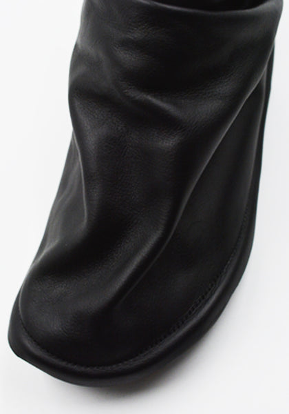 CAMPER x ISSEY MIYAKE K300539-001  PEU FROM LEATHER ANKLE BOOTS BLACK