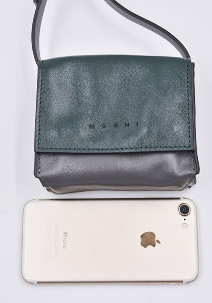 MARNI SBMQ0082U0 MINI MESSENGER BAG GREEN/GREY FW23 | DOSHABURI Online Shop