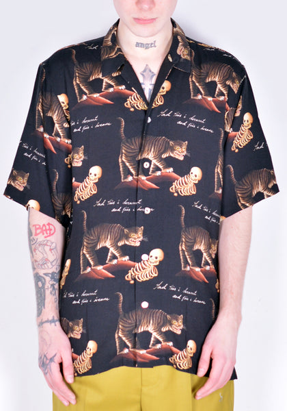 ENDLESS JOY DREAMT SHORT SLEEVE SHIRT BLACK SS22 | DOSHABURI Online Shop