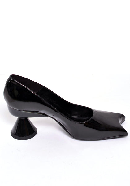 PAULA CANOVAS DEL VAS DS-3 DIABLO PUMPS PATENT BLACK - DOSHABURI Shop