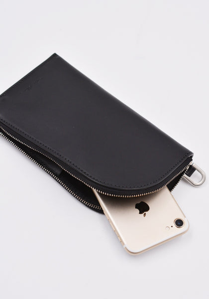 RICK OWENS RR01B1403 LGE LEATHER NECKWALLET BLACK SS22 | DOSHABURI Online Shop