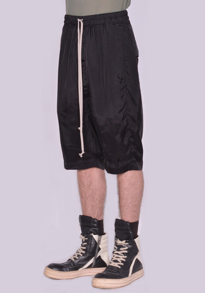 RICK OWENS MEN RU01C4384 J 09 RICK'S PODS SHORTS CUPRO BLACK SS23 | DOSHABURI Online Shop