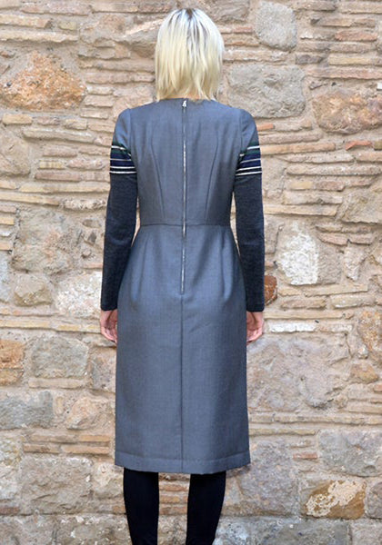 UJOH LONG SLEEVE BELTED DRESS GREY 50% Off-Sale Doshaburi Online Shop